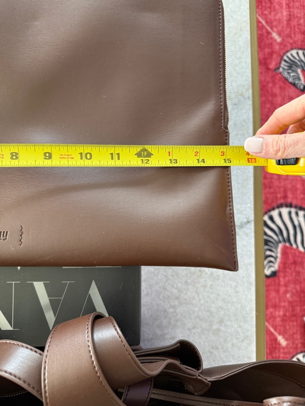 Like New July Juliette Spacious Leather Tote - NO LONGER AVAILABLE ONLINE - Picture 15 of 15